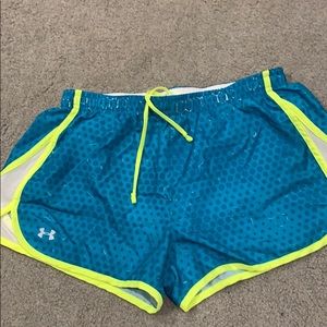 Never worn under armor shorts